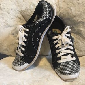 DR SCHOLL'S WOMEN’S SNEAKERS